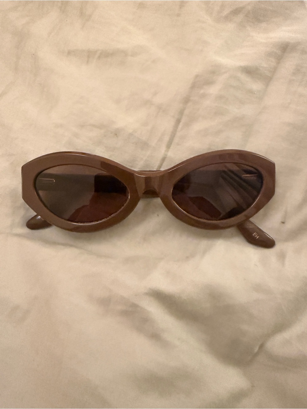 Women’s Brown Cat-Eye Sunglasses - Chic Everyday Shades